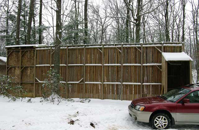 Canace's exercise cage